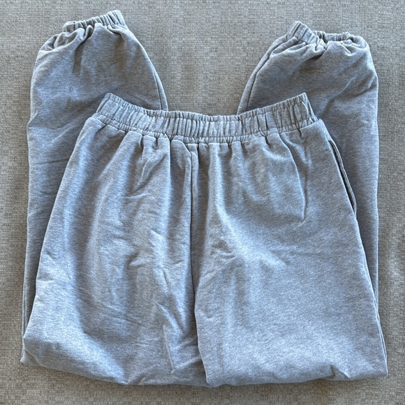 Yidarton Joggers - Picture 5 of 5